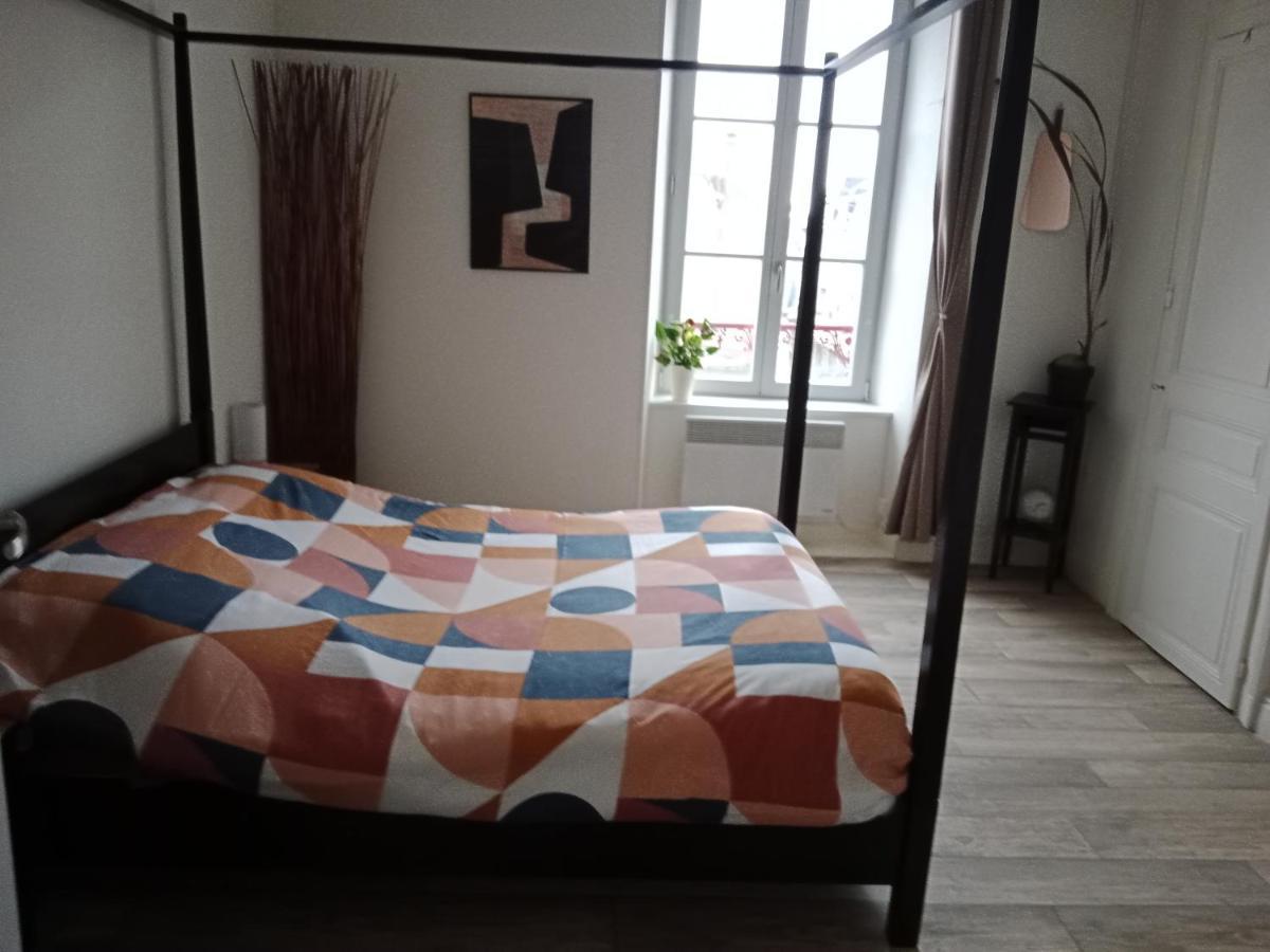 Pounette, Appartement T3 Centre / Thermes Luxeuil Exterior foto