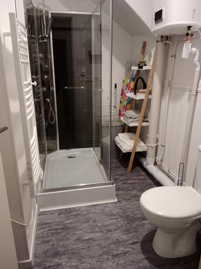 Pounette, Appartement T3 Centre / Thermes Luxeuil Exterior foto